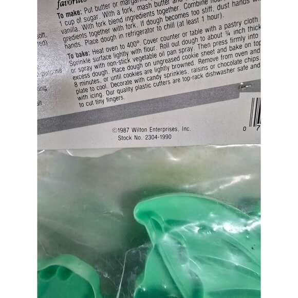 Wilton Dinosaur Cookie Cutters Set Of 4 Green Plastic 1987 Kids Baking Fun - Picture 4 of 5